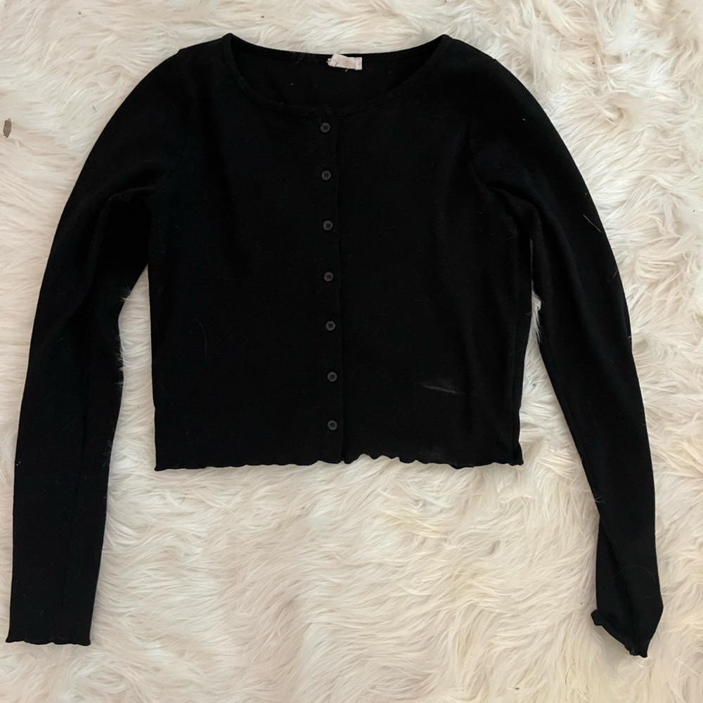 cotton on black button up top with lettuce edge